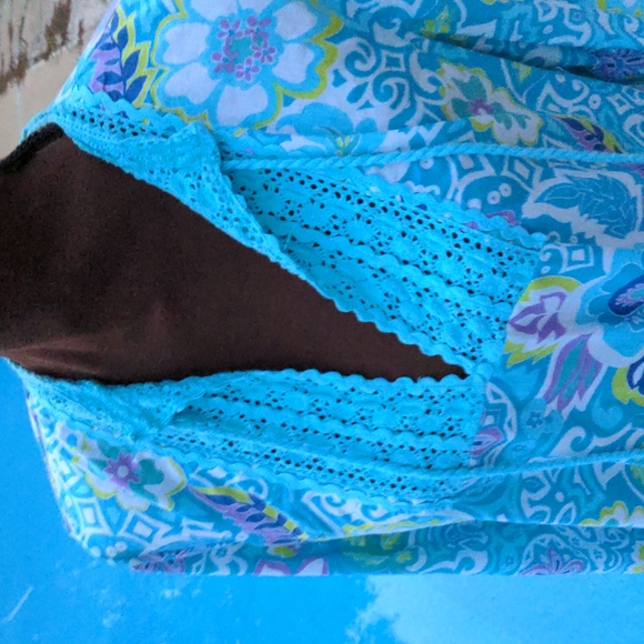 Real Comfort by Chadwick's Turquoise, White, Lavender & Lime Colors V-Neck Tun - Picture 8 of 11